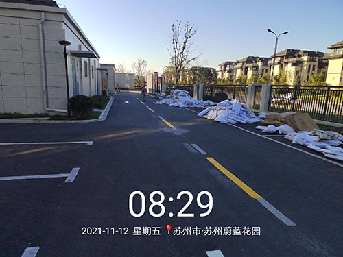 蘇州道路標(biāo)線冷漆多少錢一平？道路劃線價(jià)格多少一米？
